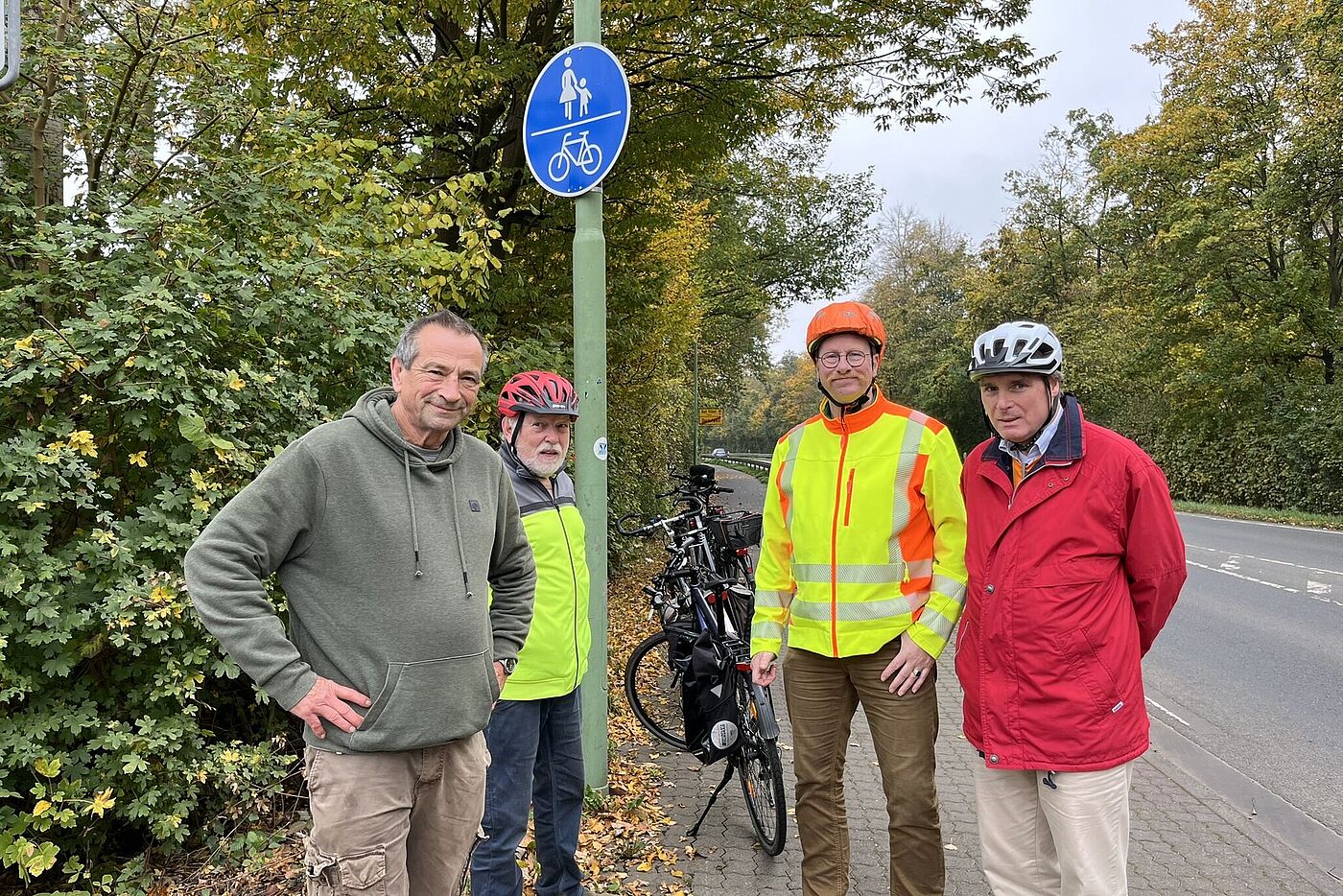 Vier der AG-Mitglieder in Aktion –Wulfhard, Theo, Jochen und Walter