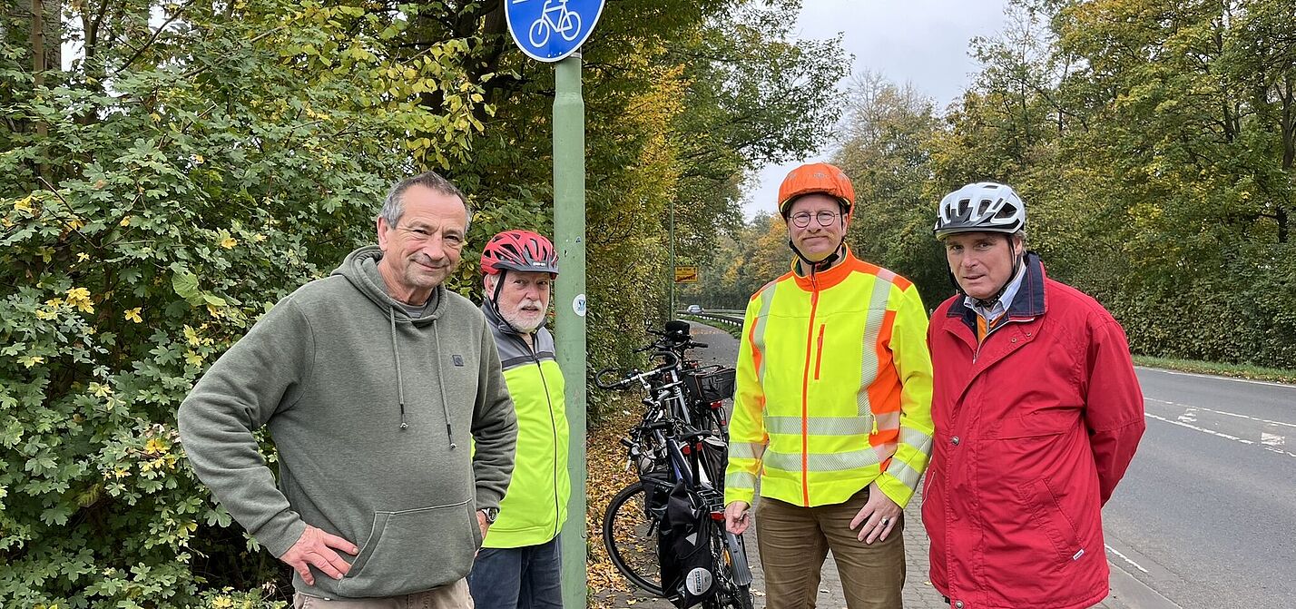 und Walter Baumann vom ADFC setzen sich für einen sicheren Radverkehr ein