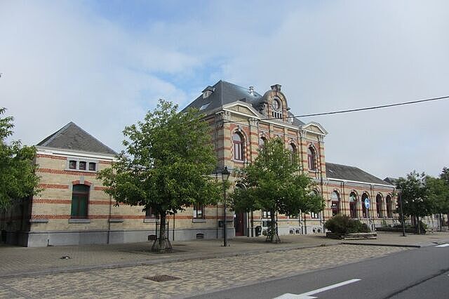 Gebäude das Bahnhofs in Bastogne