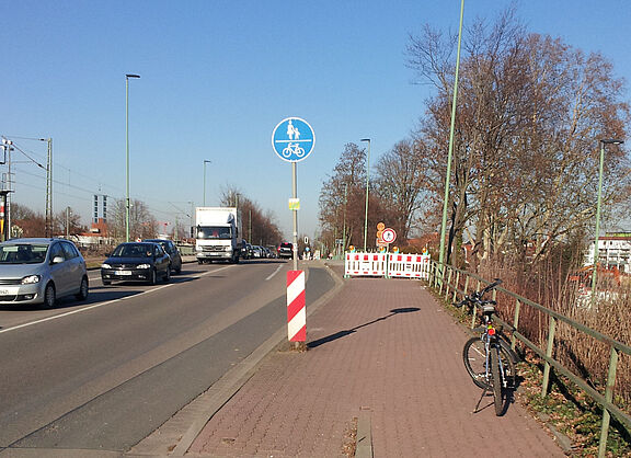 Kasseler Straße – Baustelle, Radweg Ende